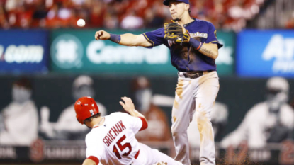 Grichuk shines on defense, offense as Cardinals beat Brewers