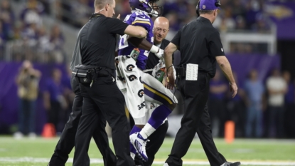 Adrian Peterson has torn miniscus