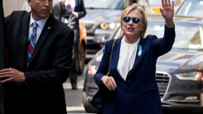 Hillary Clinton leaves 9/11 ceremony because she “felt overheated”