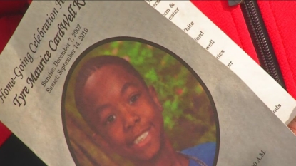 Hundreds at funeral for Ohio boy, 13, fatally shot by police