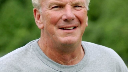 Former NFL coach Sam Wyche recovering after receiving new heart