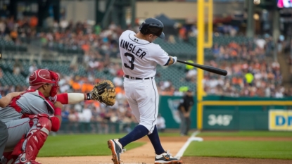 Indians’ Carrasco breaks hand in 1-0 win over Tigers