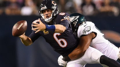 Bears Quarterback Jay Cutler Out Indefinitely With Thumb Sprain