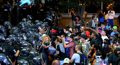 Charlotte Mayor Imposes Midnight Curfew as Hundreds Protest for a Third Night