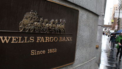 Wells Fargo drops sales goals for retail bankers