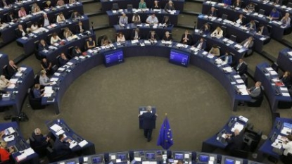 Juncker promises entire European Union free internet