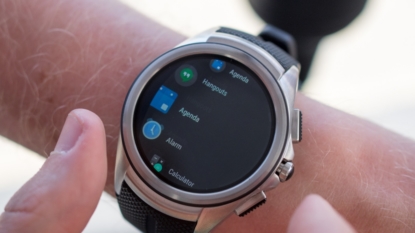 LG, Motorola and Huawei slow down on Android Wear for 2016