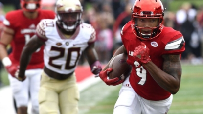 Lamar Jackson scores 4 first-half TDs, Louisville leads 35-10