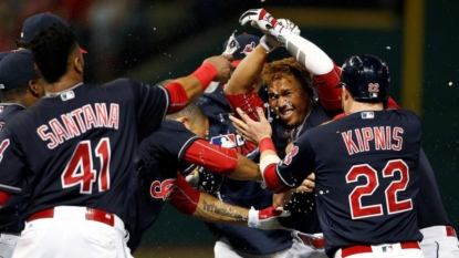 Leading off: Indians’ Carrasco breaks hand when hit by line drive