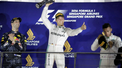 Lewis Hamilton plans to come out fighting in Malaysia