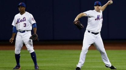 Lined up to start NL wild-card game, Syndergaard flops