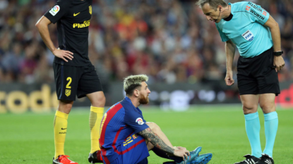 Messi goes off injured as Barca held by Atletico