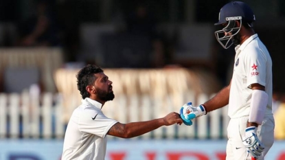 New Zealand chip away as India extend lead past 300