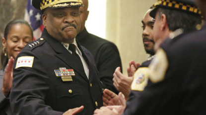 Murder-plagued Chicago to hire more cops