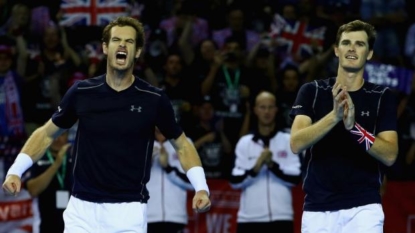 Murrays keep Britain afloat in Davis Cup semi-final