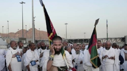 Muslim pilgrims begin stone-throwing ritual amid tightened security