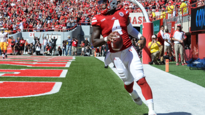 Oregon RB Royce Freeman leaves Nebraska game with injury