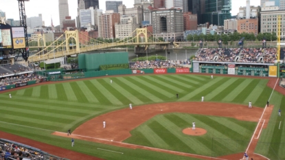 Orioles beat Red Sox 1-0, pull within game of 1st place