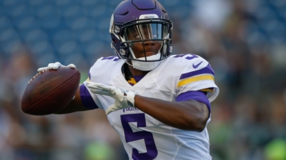 Teddy Bridgewater impresses as Vikings open US Bank Stadium