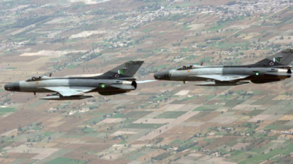 Pakistan fighter jet crashes during training flight