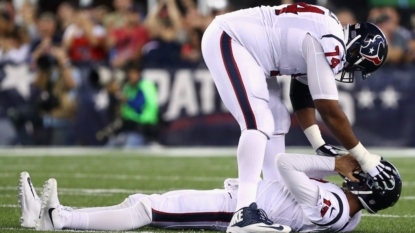 Patriots QB Brissett has thumb injury