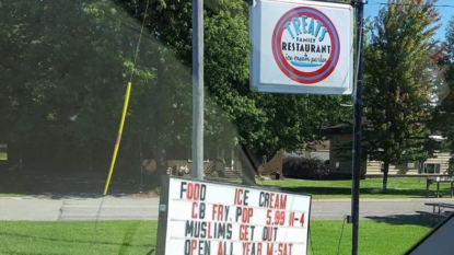 Minnesota restaurant owner takes heat for…