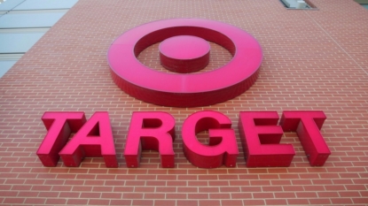 Target to hire more than 70000 for holiday season