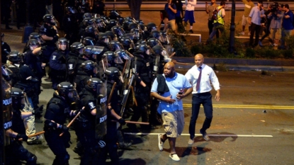 Charlotte sees 2nd night of violence over disputed police shooting