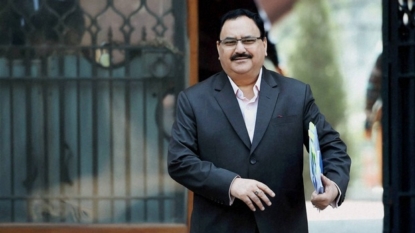 Ink thrown at Health Minister Nadda in Bhopal