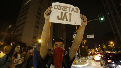 Protesters, police clash in Brazil at pro-Rousseff protest