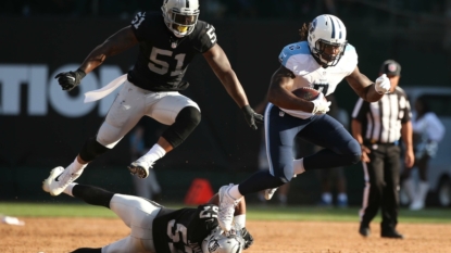 Raiders beat Titans 17-10 with offense not at Oakland’s best