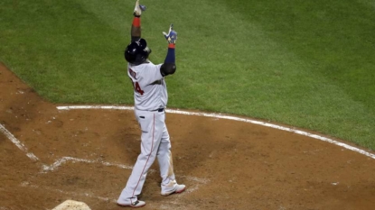 Red Sox run winning streak to eight