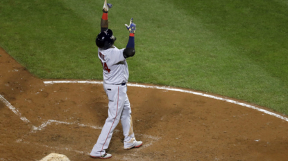 Red hot BoSox extend AL East lead