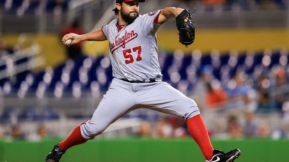 Max Scherzer wins 18th, Nationals beat Marlins 8-3