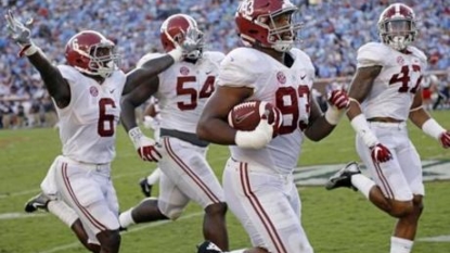 Ranked Alabama rallies, beats No. 19 Ole Miss 48-43