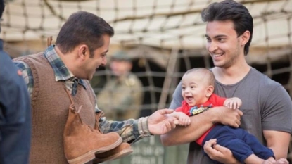 Salman’s heart-warming moment with little nephew Ahil