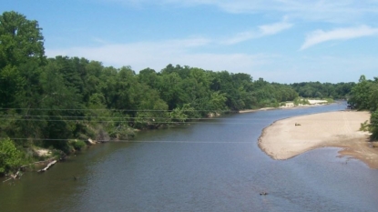 Sewage dump affects river in Mississippi, Louisiana