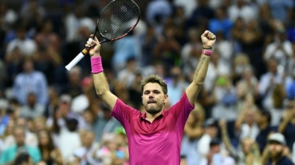 Stan Wawrinka wins first US Open title, upsets Novak Djokovic