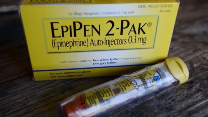 State senator introduces resolution to condemn EpiPen price hikes