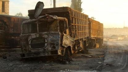 Syrian airstrike hits medics responding to earlier humanitarian convoy bombing