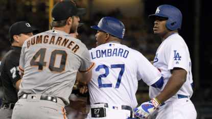 Tempers flare, Dodgers rally past Giants 2-1 in 9th inning