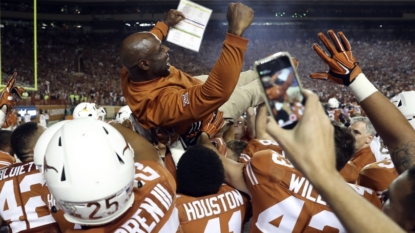 Texas Longhorns at No. 11 get first ranking under Charlie Strong