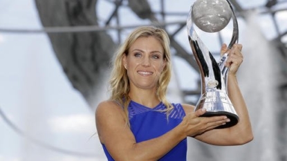 US Open champ Angelique Kerber replaces Serena Williams as world No 1