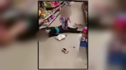 Video shows mom overdosing in toy aisle