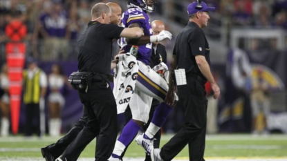 Vikings RB Peterson tore meniscus in knee