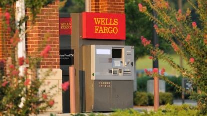 Wells Fargo Bogus-Account Scandal Draws DOJ Probe, WSJ Says