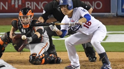 Yasiel Puig: Yasiel Puig hits three-run homer in win