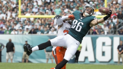 Zach Ertz’s rib injury a ‘dangerous situation,’ coach says