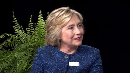 Zach Galifianakis asks Hillary Clinton totes inappropes questions