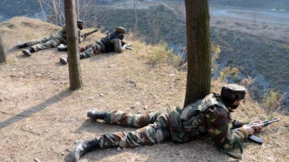 Suspected militants attack Indian army base in Kashmir